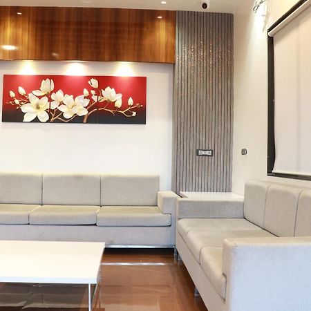 Hotel Yash Executive Aurangabad  Luaran gambar