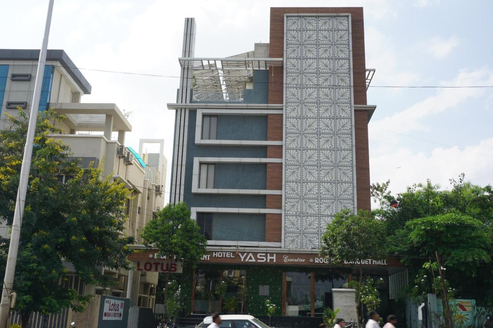 Hotel Yash Executive Aurangabad  Luaran gambar