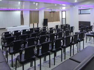 Hotel Yash Executive Aurangabad  Luaran gambar
